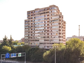Plus de détails pour Calle de Federico Salmón, 8, Madrid - Multi-résidentiel à vendre