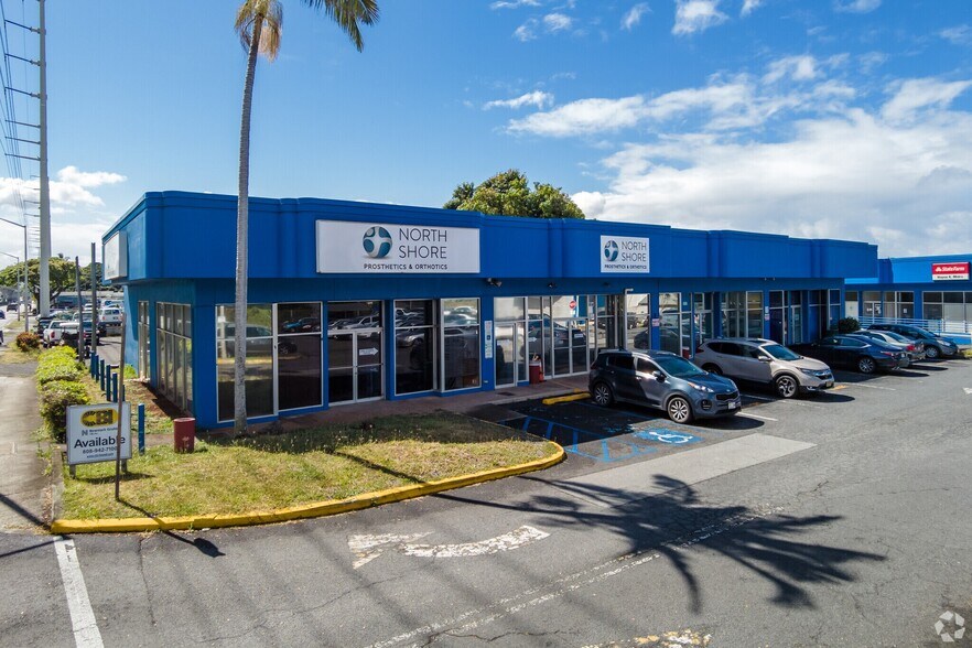 98-425 Kamehameha Hwy, Aiea, HI à louer - Photo du bâtiment - Image 1 de 12