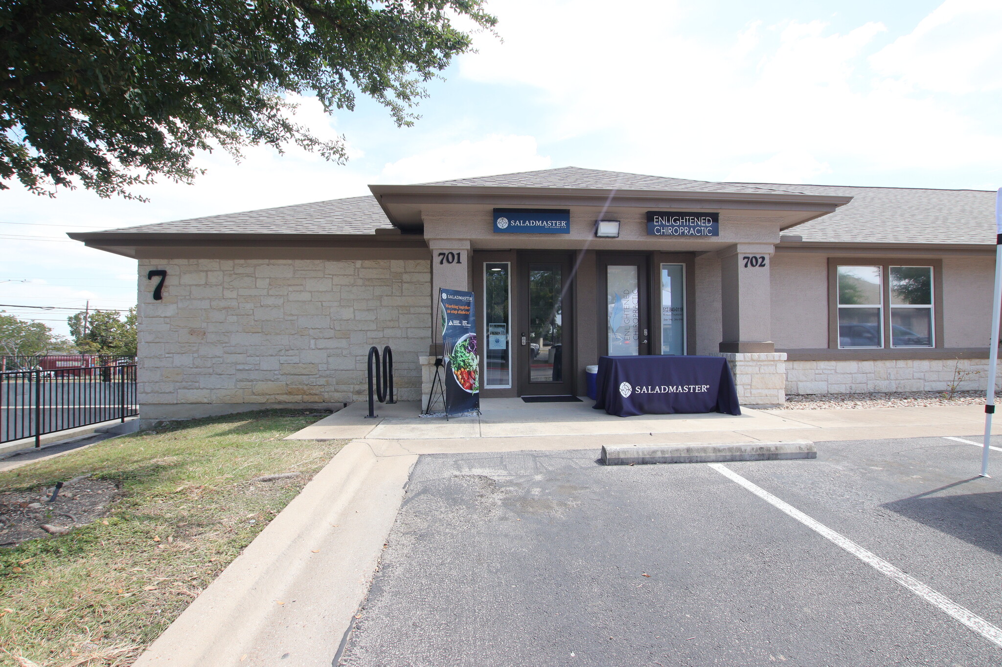 1508 Dessau Ridge Ln, Austin, TX à vendre Photo du bâtiment- Image 1 de 14