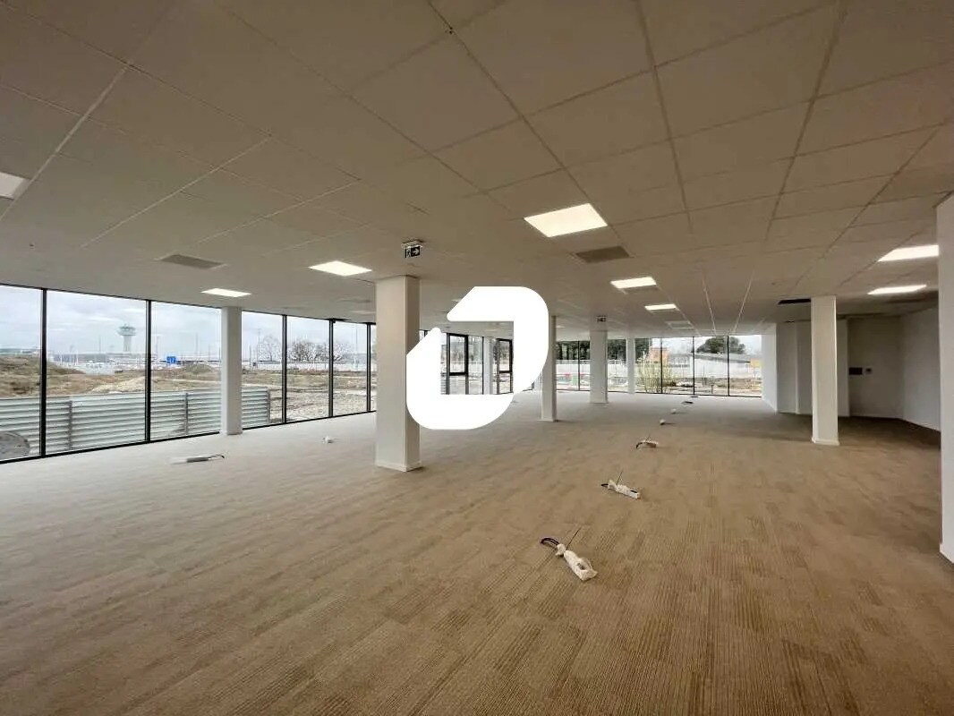 Commerce de détail dans Mérignac à louer Photo intérieure- Image 1 de 8