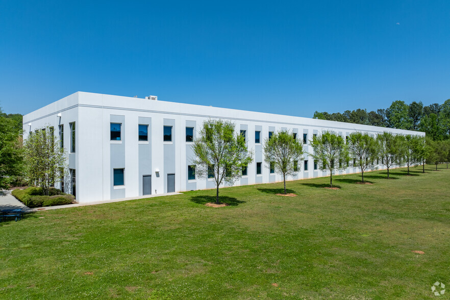 2460 Mountain Industrial Blvd, Tucker, GA for lease - Building Photo - Image 1 of 4