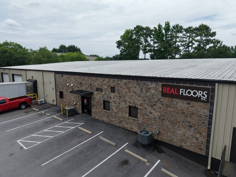 1413 Transport Dr, Raleigh, NC for lease - Building Photo - Image 2 of 4