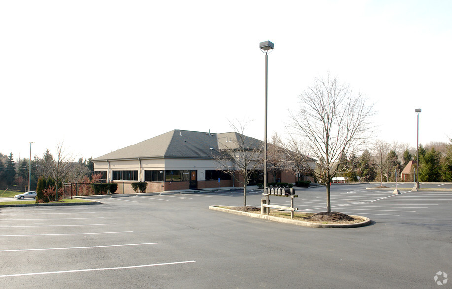 1245 Sunbury Rd, Westerville, OH for lease - Building Photo - Image 2 of 3