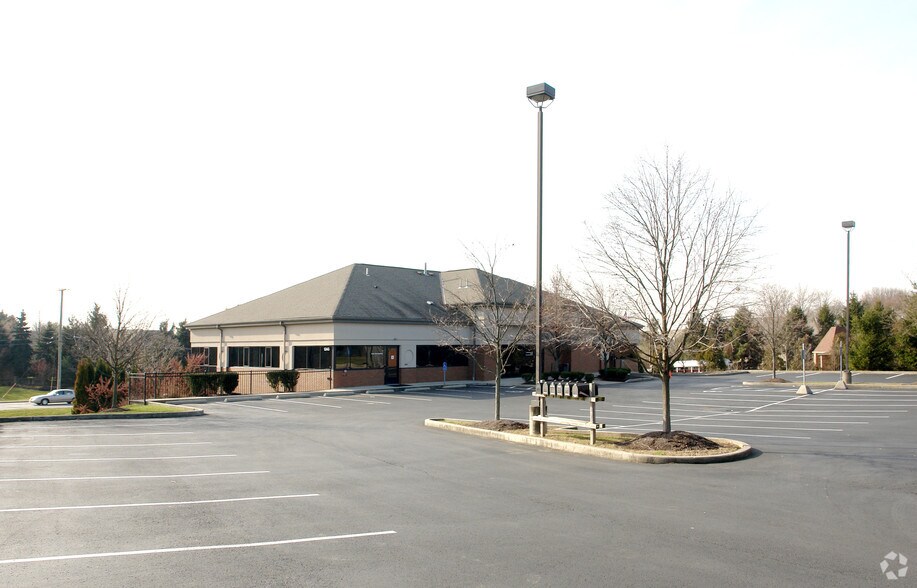 1245 Sunbury Rd, Westerville, OH for lease - Building Photo - Image 3 of 4