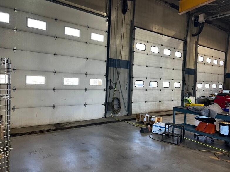 600 Hansen Rd, Green Bay, WI à vendre - Photo intérieure - Image 3 de 20