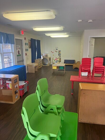 3723 Robinson Dr, Oakwood, GA à vendre - Photo intérieure - Image 2 de 6