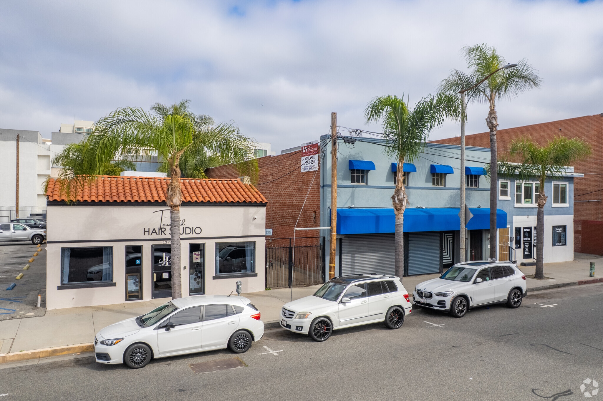 121-137 West 5th Street portfolio of 3 properties for sale on LoopNet.ca Primary Photo- Image 1 of 29