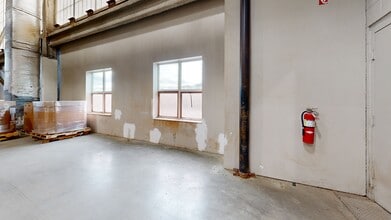 46 Stafford St, Lawrence, MA à louer Numérisation 3D de Matterport- Image 1 de 3