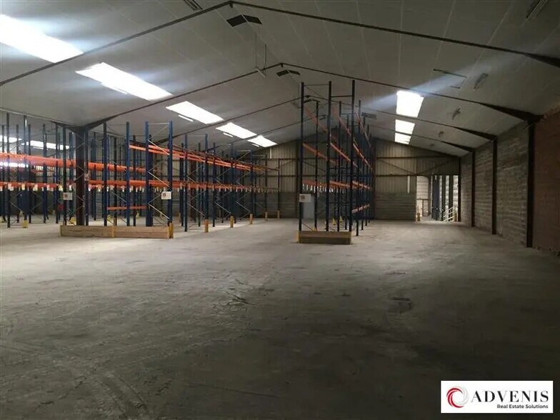 Flex in Cestas for lease - Interior Photo - Image 1 of 8