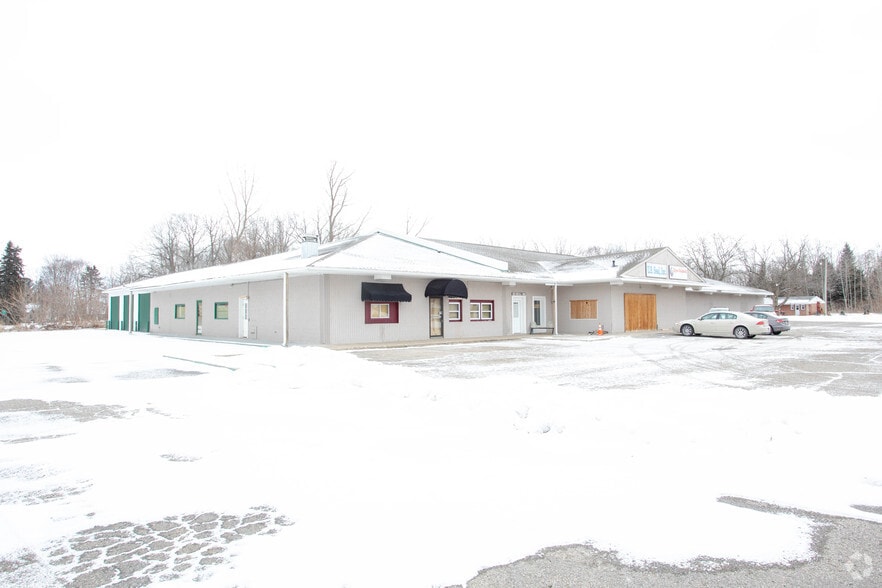 6000 Lakeshore Rd, Fort Gratiot, MI à louer - Photo du bâtiment - Image 3 de 3