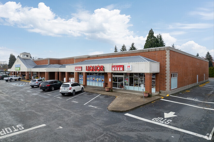 5013-5025 River Rd N, Salem, OR for lease - Building Photo - Image 2 of 9