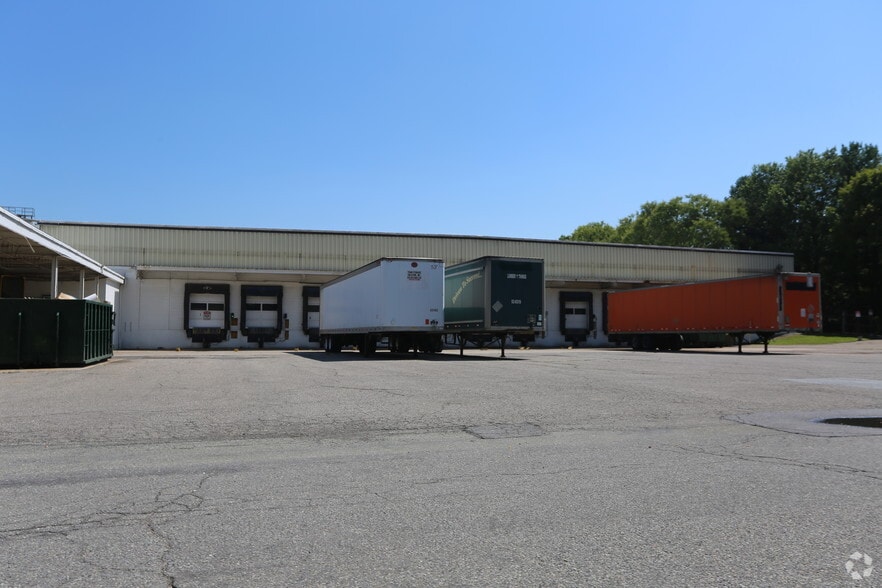 600 5th St, Belvidere, NJ for lease - Building Photo - Image 3 of 9