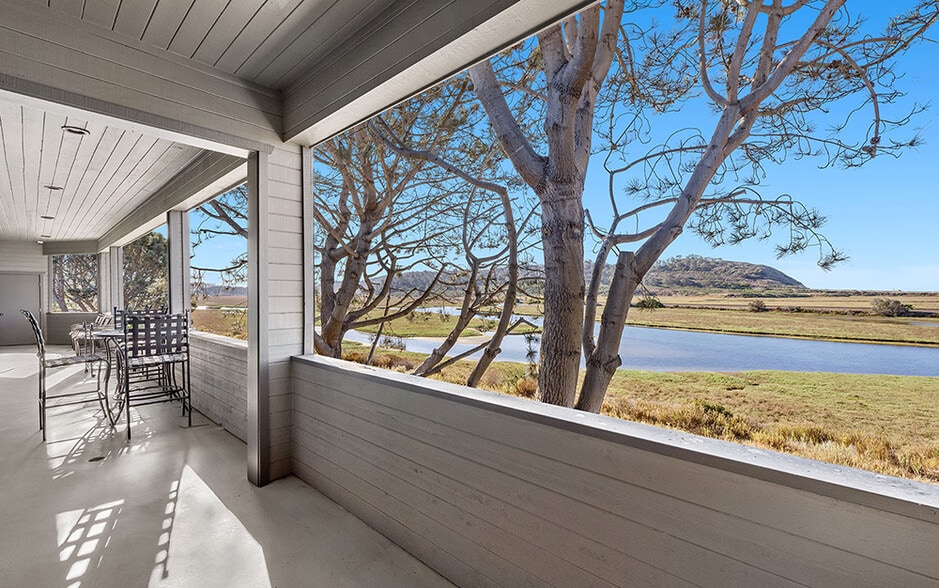 2262 Carmel Valley Rd, Del Mar, CA for lease - Interior Photo - Image 2 of 7