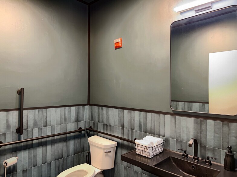7 W Alder St, Walla Walla, WA à louer - Photo du bâtiment - Image 3 de 24
