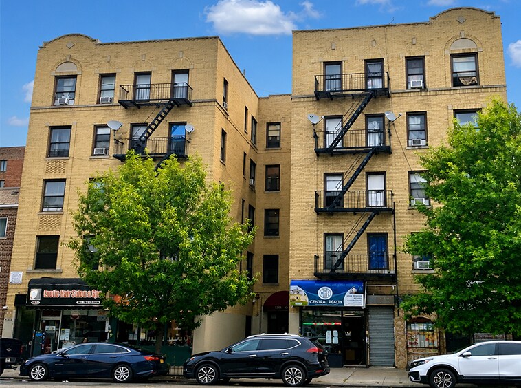 1380-1384 White Plains Rd, Bronx, NY à vendre - Photo du bâtiment - Image 1 de 7