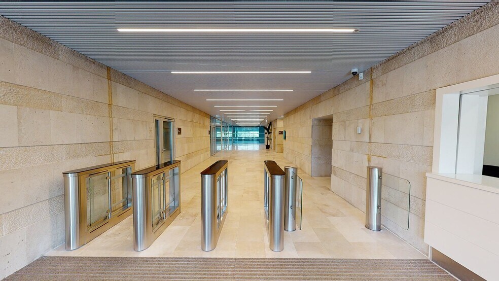 Calle Severo Ochoa, 2, Las Rozas de Madrid, Madrid à louer - Numérisation 3D de Matterport - Image 2 de 39