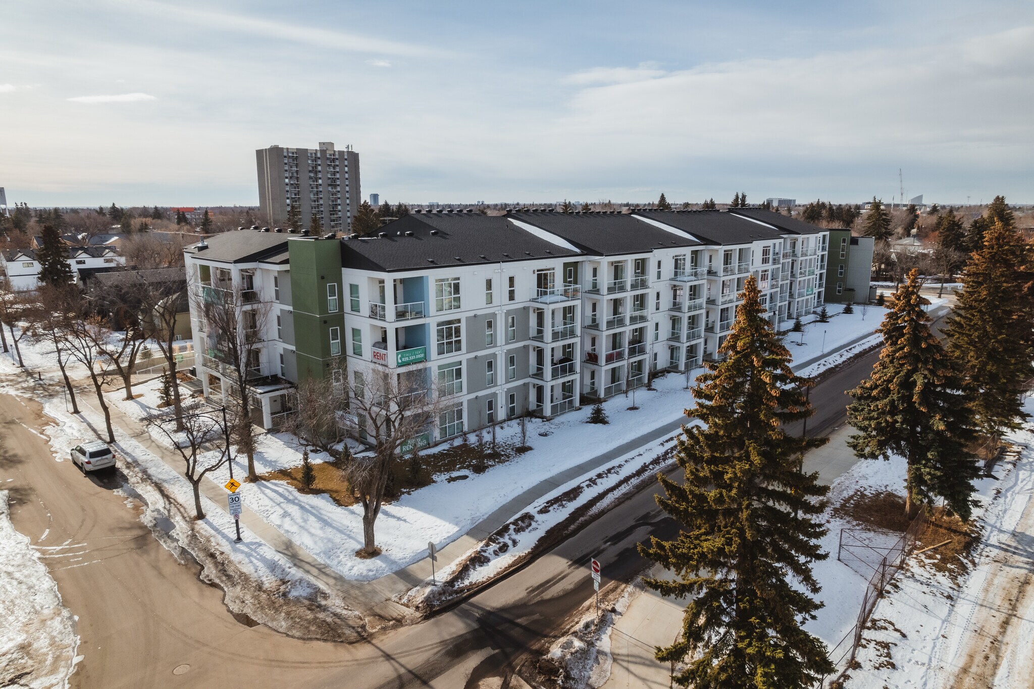 11350 128 St NW, Edmonton, AB for sale Primary Photo- Image 1 of 1
