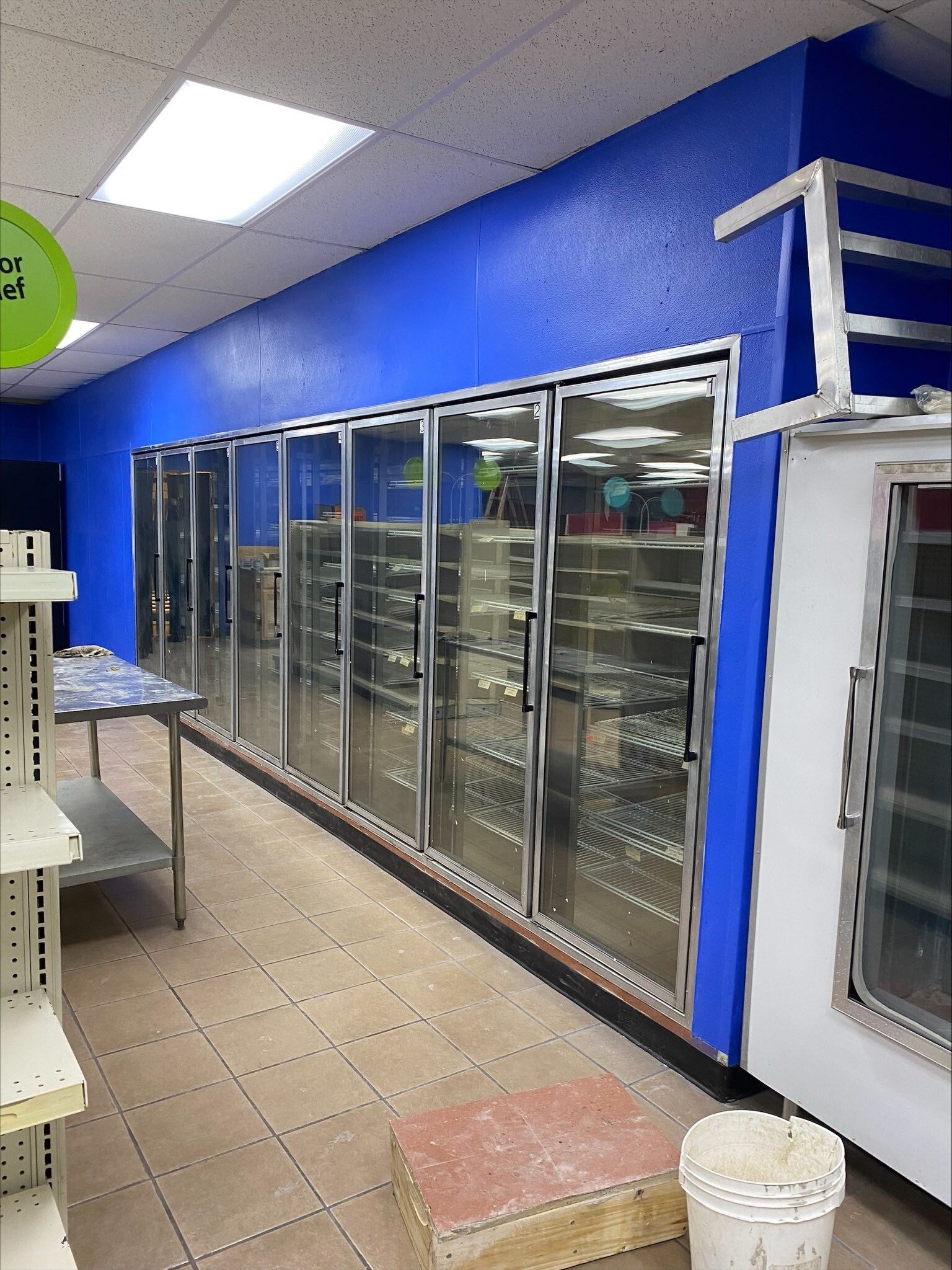 710 E Sublett Rd, Arlington, TX à louer Photo intérieure- Image 1 de 11