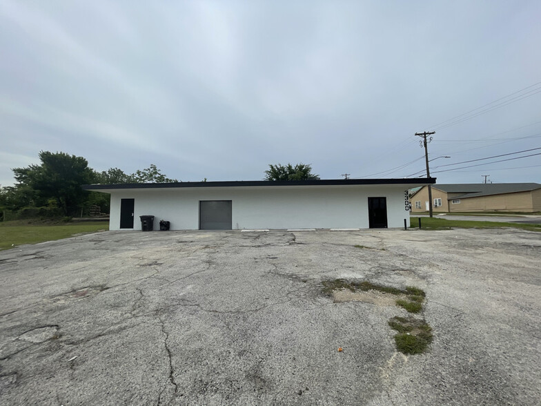 3300 E Vickery Blvd, Fort Worth, TX for sale - Building Photo - Image 1 of 1