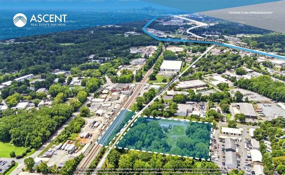 5900 McDaniel Ln, Charlotte, NC for sale - Primary Photo - Image 1 of 1