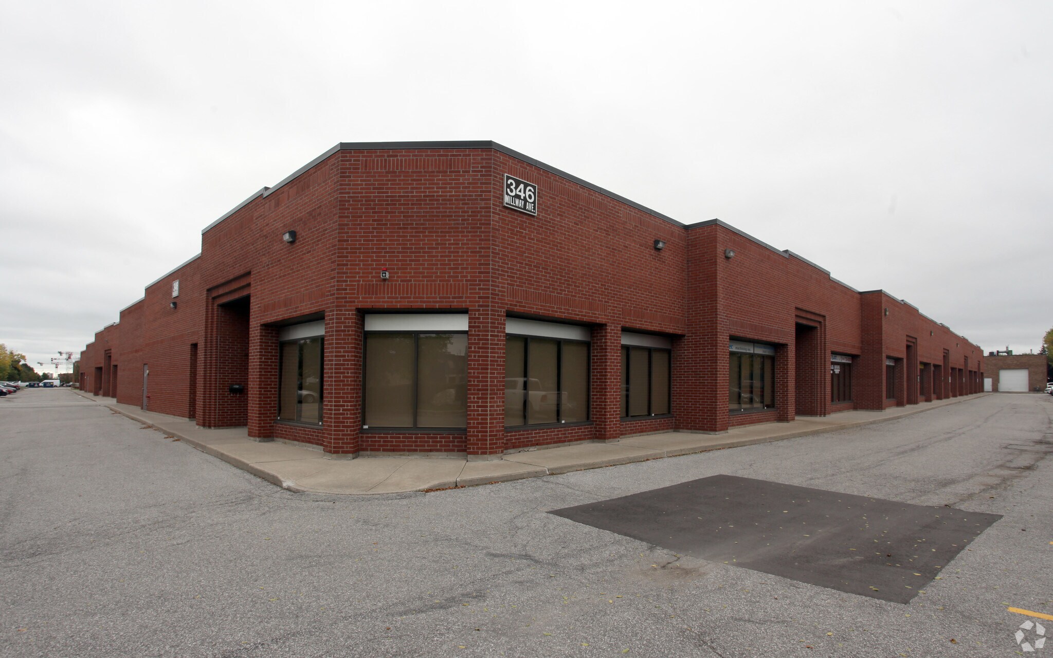 346 Millway Ave, Vaughan, ON à vendre Photo du bâtiment- Image 1 de 1