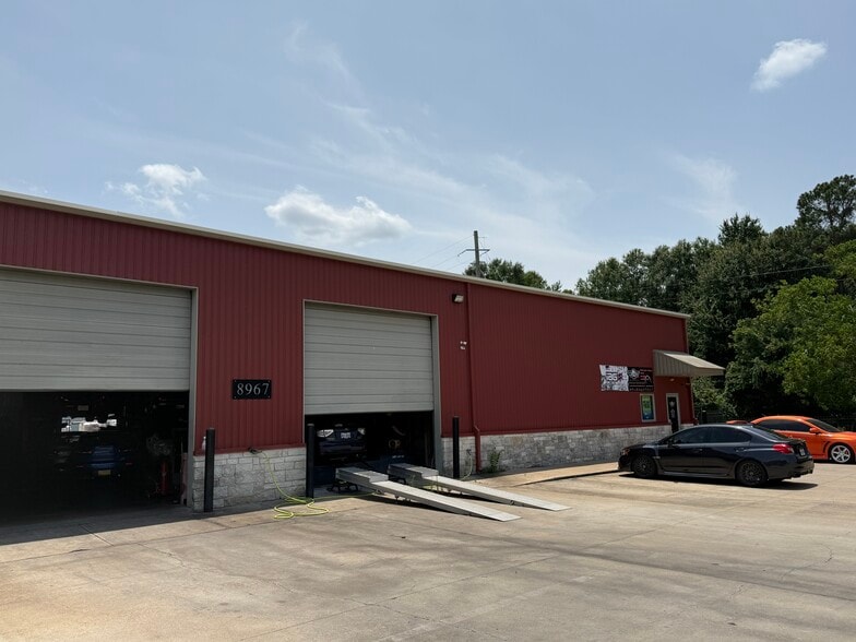 8967 Gilder Rd, Houston, TX à vendre - Photo du bâtiment - Image 3 de 3