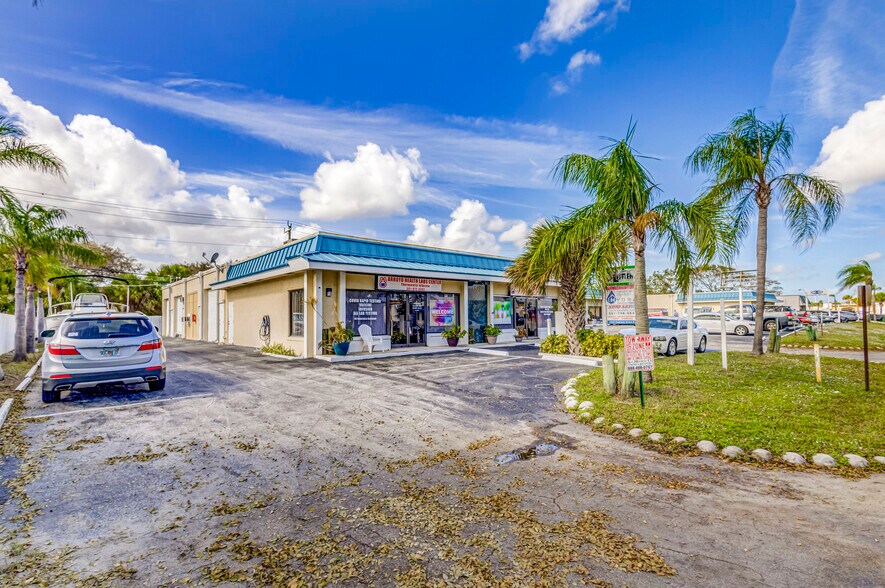 1559 Cypress Dr, Jupiter, FL à vendre - Photo principale - Image 1 de 7