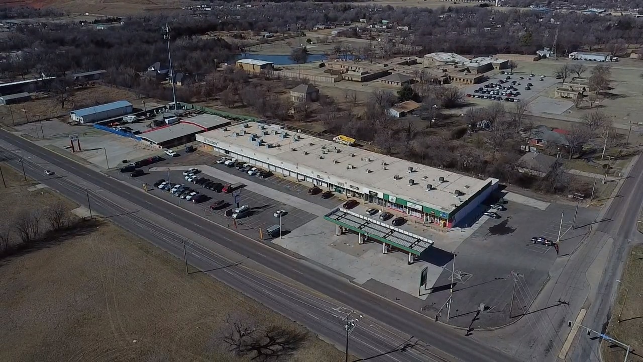 OKC Retail Portfolio portefeuille de 2 propriétés à vendre sur LoopNet.ca Photo du bâtiment- Image 1 de 4