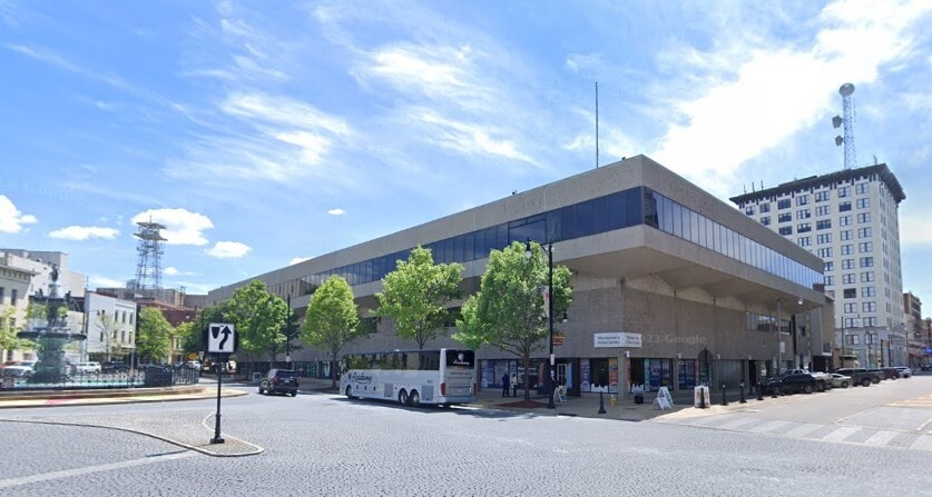 1 Dexter Plz, Montgomery, AL à louer - Photo principale - Image 1 de 7