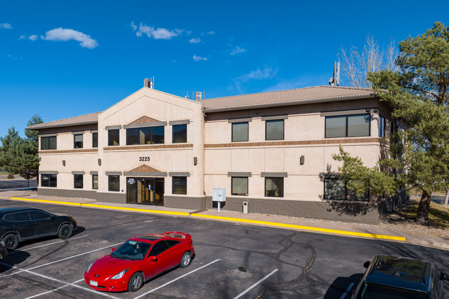 International Circle Medical Building - Commercial Real Estate