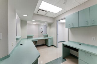 2401 University Pky, Sarasota, FL à louer Photo intérieure- Image 2 de 20