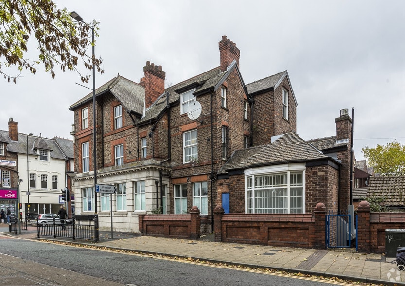 2 Crofts Bank Rd, Manchester for lease - Building Photo - Image 2 of 5