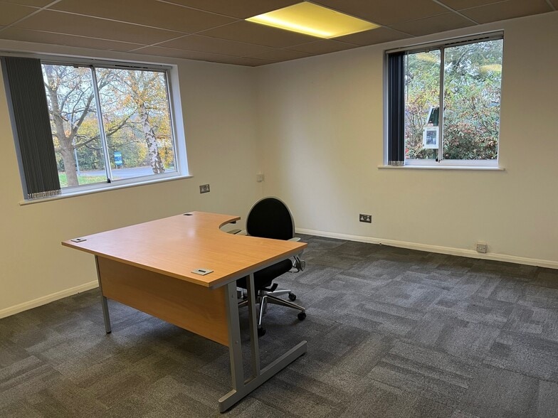 1 North Portway Close, Northampton for lease - Building Photo - Image 3 of 4