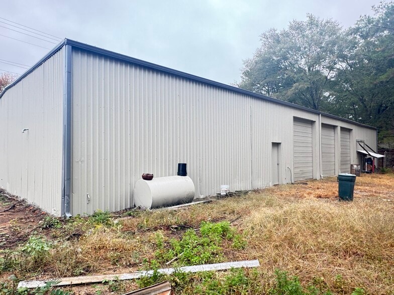 11911 Veterans Memorial Hwy, Douglasville, GA for sale - Building Photo - Image 3 of 10