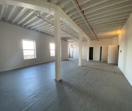 635-637 W 51st St, New York, NY for lease Interior Photo- Image 1 of 3