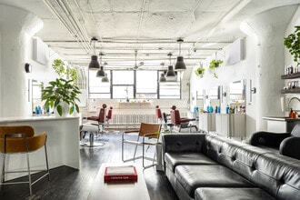 61 Greenpoint Ave, Brooklyn, NY for lease Interior Photo- Image 2 of 10