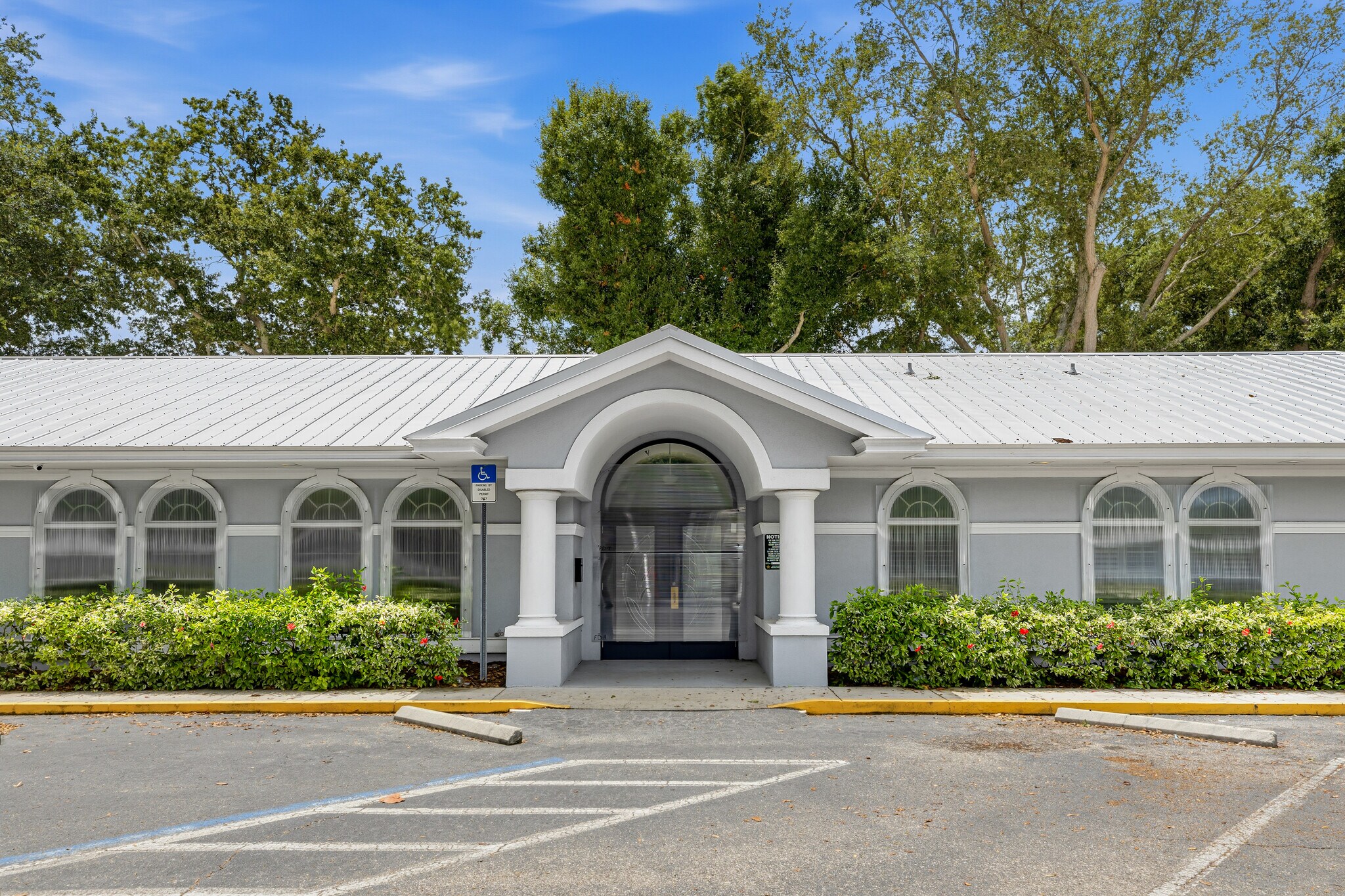 4701 Manatee Ave, Bradenton, FL à vendre Photo du bâtiment- Image 1 de 16