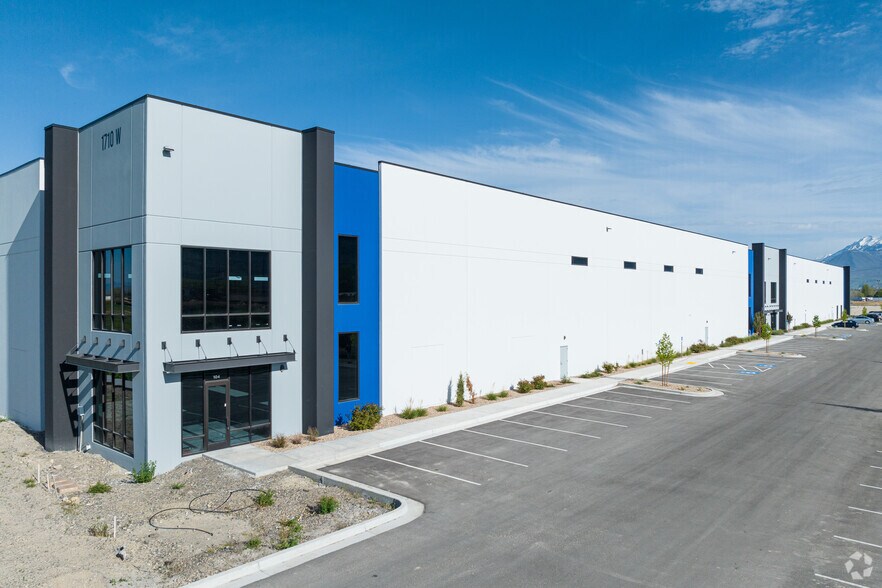 1710 W 1000 North, Springville, UT à louer - Photo du bâtiment - Image 2 de 5