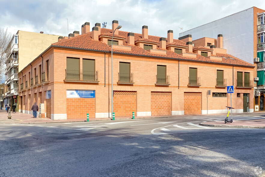 Paseo Val, 1, Alcalá De Henares, Madrid for lease - Primary Photo - Image 1 of 2