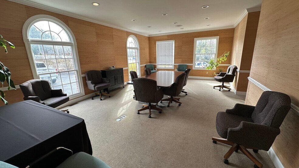 201 Church St SE, Blacksburg, VA à louer - Photo intérieure - Image 3 de 7