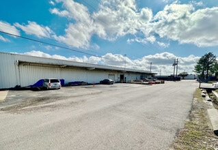 1605 Genoa Red Bluff Rd, Pasadena, TX à louer Photo intérieure- Image 2 de 5