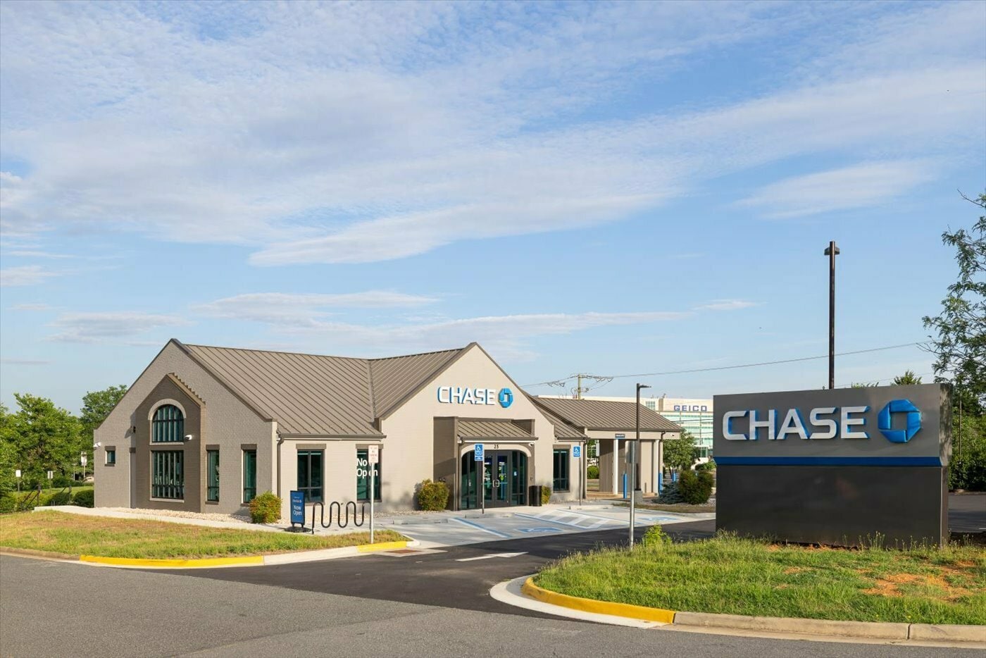 25 Banks Ford Pky, Fredericksburg, VA for sale Building Photo- Image 1 of 11