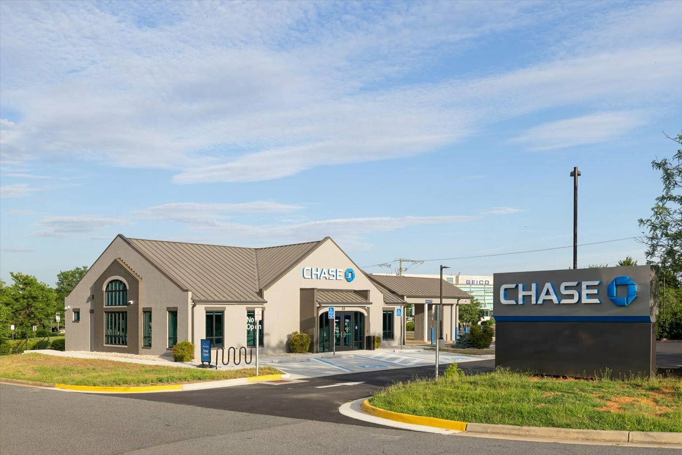 25 Banks Ford Pky, Fredericksburg, VA à vendre Photo du bâtiment- Image 1 de 11