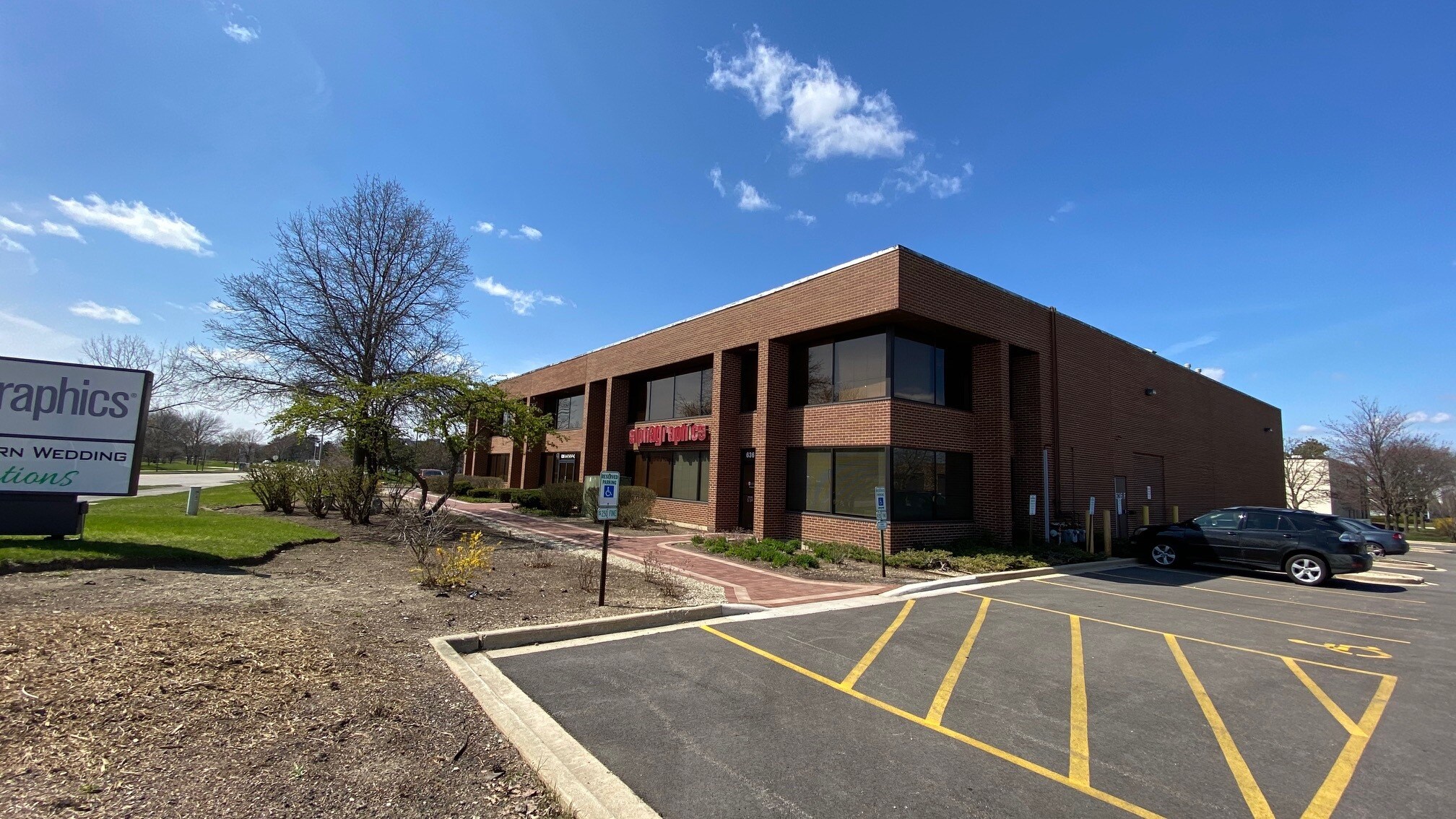 636 Remington Rd, Schaumburg, IL à louer Photo principale- Image 1 de 10