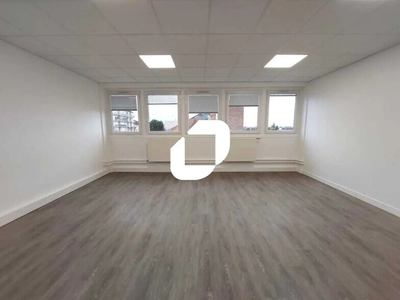 Bureau dans Maurepas à louer - Photo intérieure - Image 1 de 7