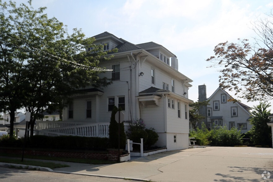 201 E Black Horse Pike, Pleasantville, NJ for sale - Building Photo - Image 2 of 5