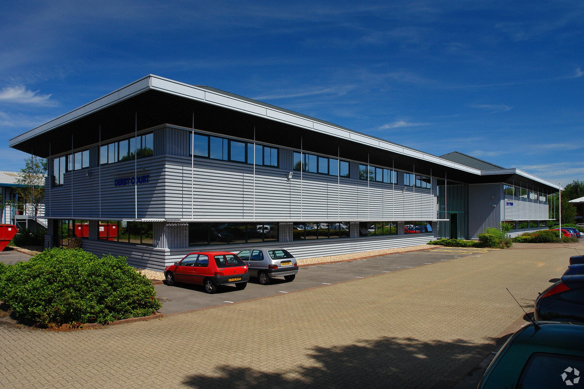 Epsom Sq, Trowbridge for lease Building Photo- Image 1 of 3