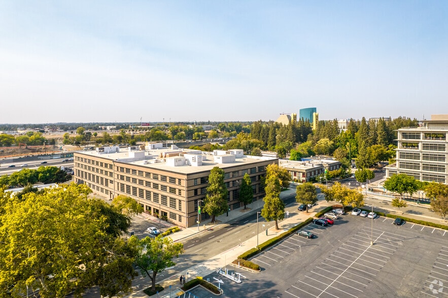 1800 3rd St, Sacramento, CA for lease - Building Photo - Image 3 of 37