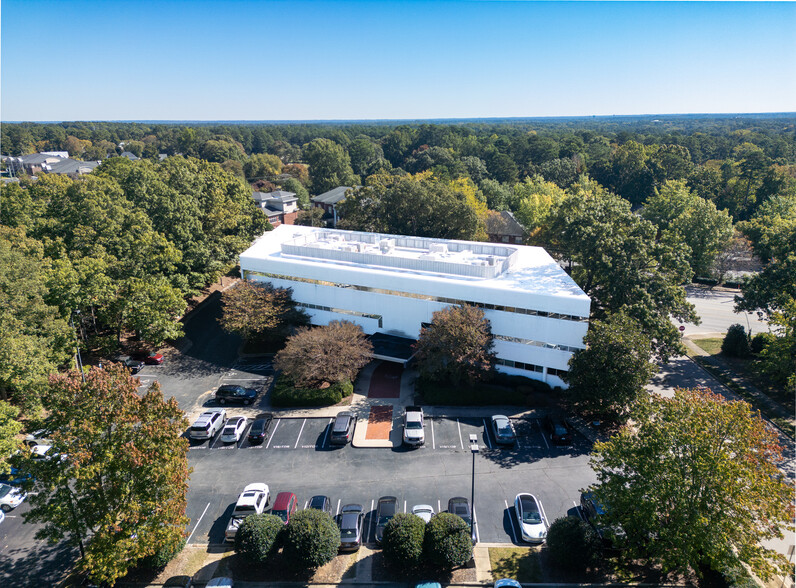 5711 Six Forks Rd, Raleigh, NC for lease - Building Photo - Image 1 of 12