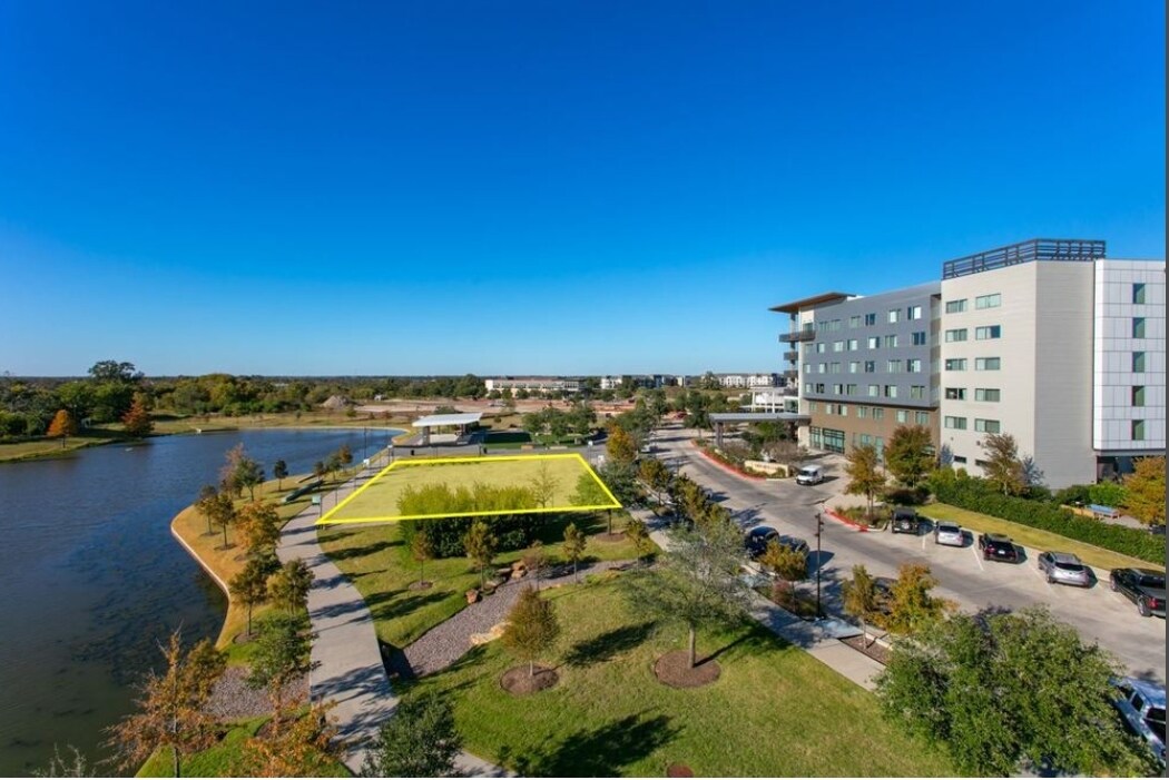 4113 Lake Atlas Dr, Bryan, TX à louer Photo du bâtiment- Image 1 de 15